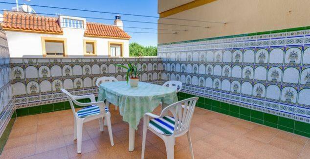 Apartamento Villa De Rota - Vista Mar, 135M2, Terraza, Sat Tv Y Mas ภายนอก รูปภาพ