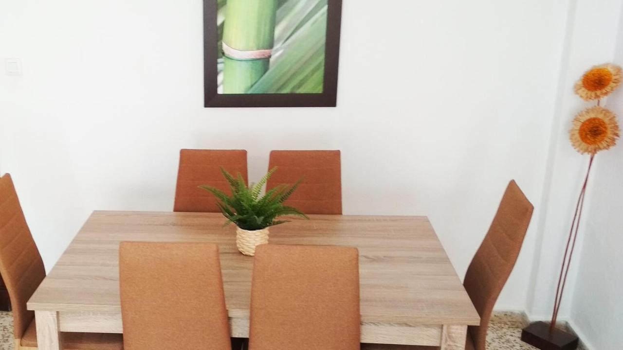 Apartamento Villa De Rota - Vista Mar, 135M2, Terraza, Sat Tv Y Mas ภายนอก รูปภาพ