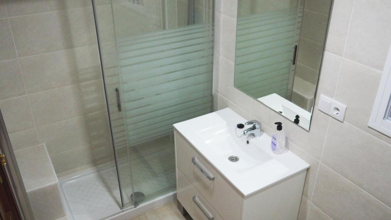 Apartamento Villa De Rota - Vista Mar, 135M2, Terraza, Sat Tv Y Mas ภายนอก รูปภาพ